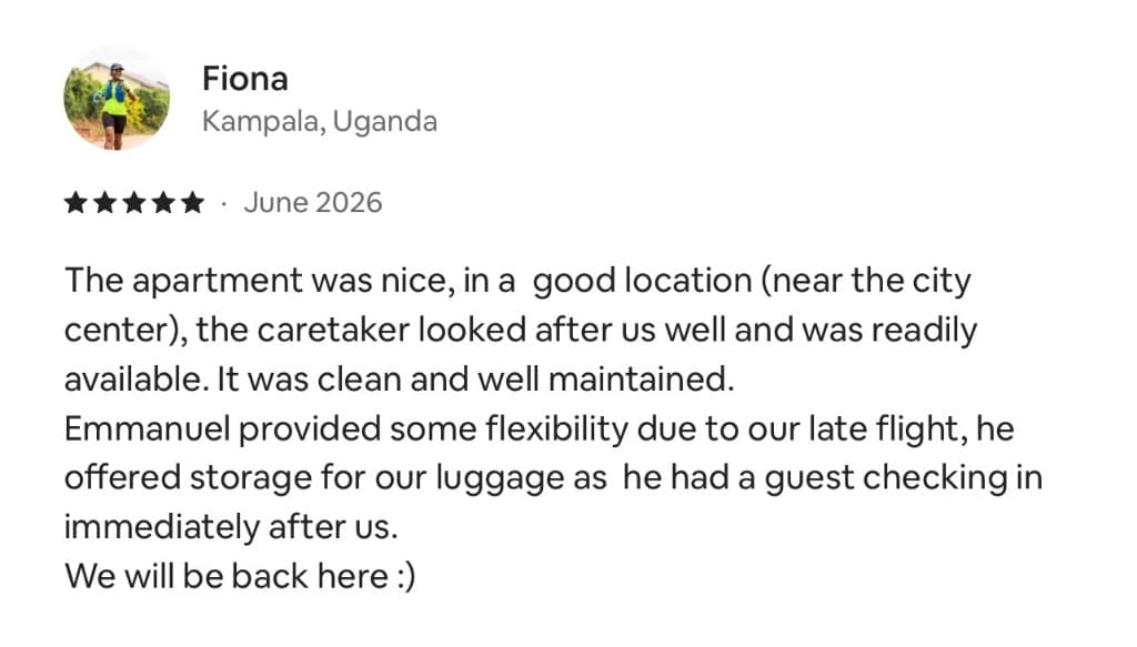 Airbnb guest review describing luggage storage between a late flight and the next check-in